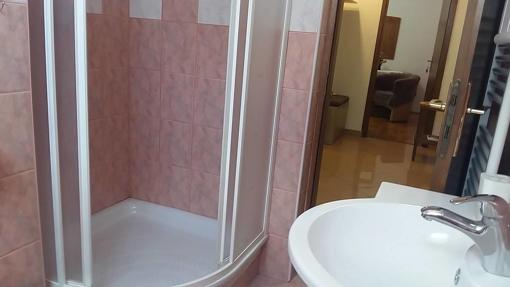 Suza Apartment Senj  Esterno foto